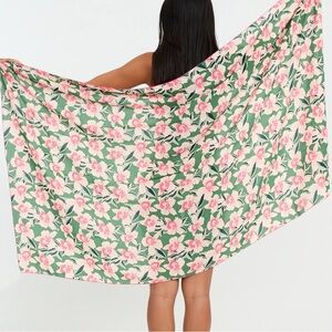 Benoa Swim Waikiki Pareo 🌸🌸🌸